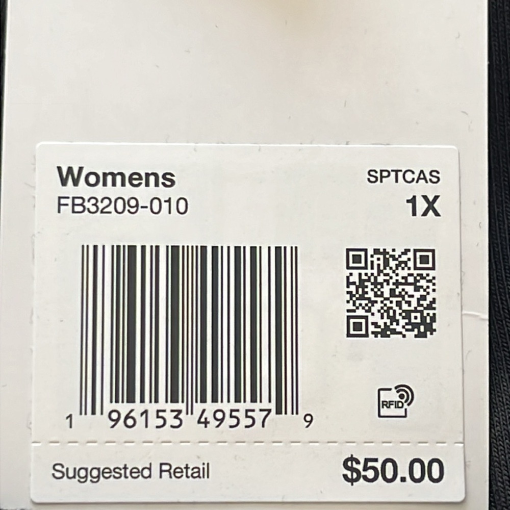 Nike black standard fit high rise ribbed athletic shorts NWT size 1X - Picture 8 of 9